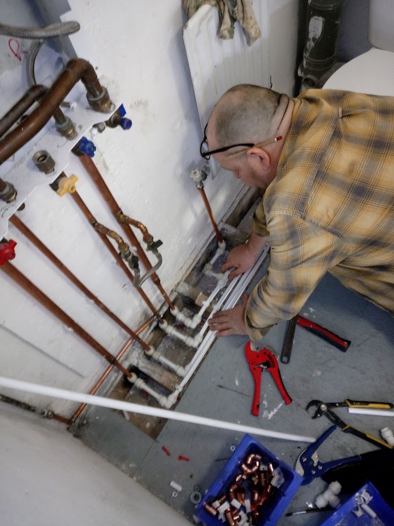 The Surrey Handyman — Photos 13